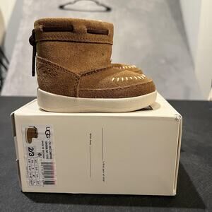 UGG Boots Infant Size 2/3 Campfire Brown Cali Moc Suede Moccasin Booties New